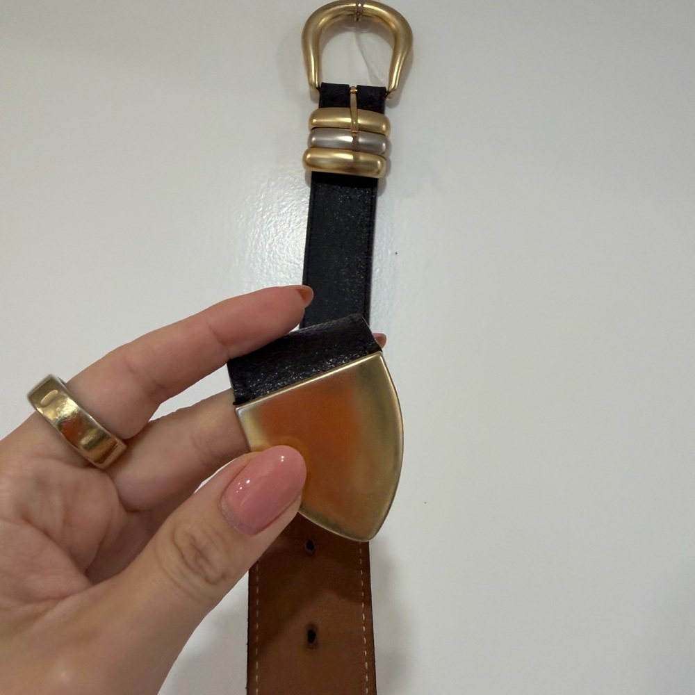 Streets Ahead Black and Gold Belt - Picture 3 of 7